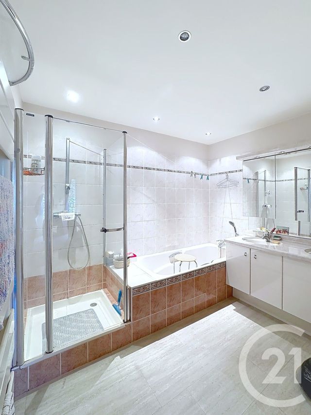 Appartement &agrave; vendre - 4 pi&egrave;ces - 97,36 m2 - Laval - 53 - PAYS-DE-LOIRE