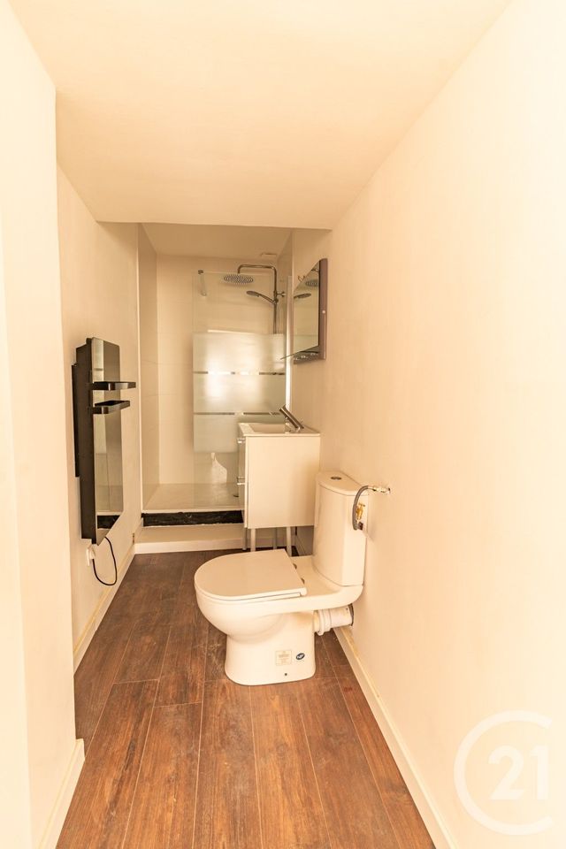 Appartement T2 &agrave; vendre - 2 pi&egrave;ces - 43,50 m2 - Laval - 53 - PAYS-DE-LOIRE