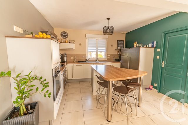 Maison &agrave; vendre - 7 pi&egrave;ces - 185 m2 - Nuille Sur Vicoin - 53 - PAYS-DE-LOIRE