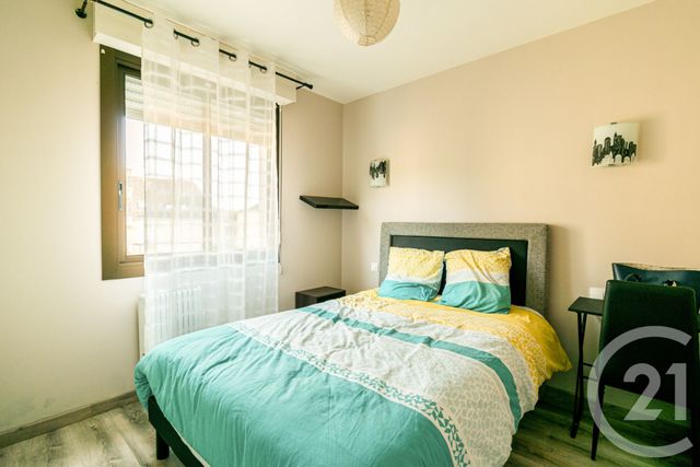 Appartement T3 &agrave; vendre - 4 pi&egrave;ces - 76,30 m2 - Laval - 53 - PAYS-DE-LOIRE