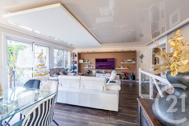 Appartement 7 pièces 181 m² · à Laval · 180,7 m² · 483 000 €