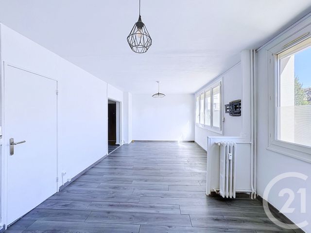 Appartement 3 pièces 53 m² · à Laval · 53,2 m² · 110 000 €