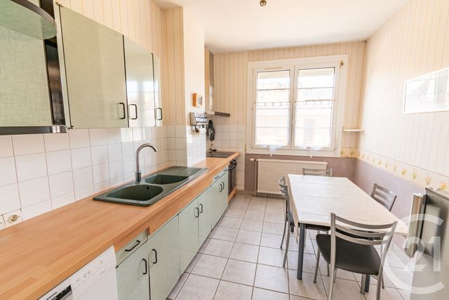 Appartement T3 &agrave; vendre - 3 pi&egrave;ces - 67,50 m2 - Laval - 53 - PAYS-DE-LOIRE
