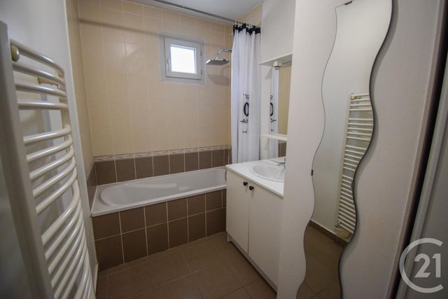 Appartement F3 à vendre - 3 pièces - 75,79 m2 - Les Cheres - 69 - RHONE-ALPES