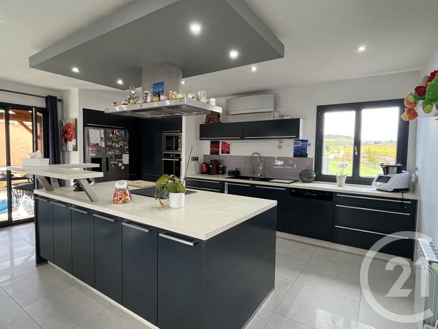 Maison &agrave; vendre - 7 pi&egrave;ces - 200 m2 - St Verand - 69 - RHONE-ALPES