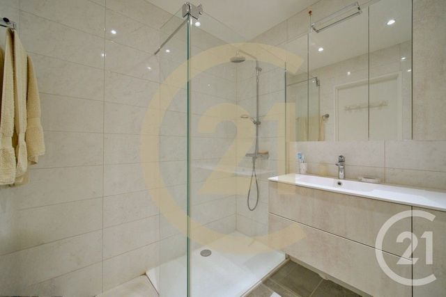 Appartement T4 &agrave; vendre - 4 pi&egrave;ces - 107,75 m2 - Lyon - 69008 - RHONE-ALPES