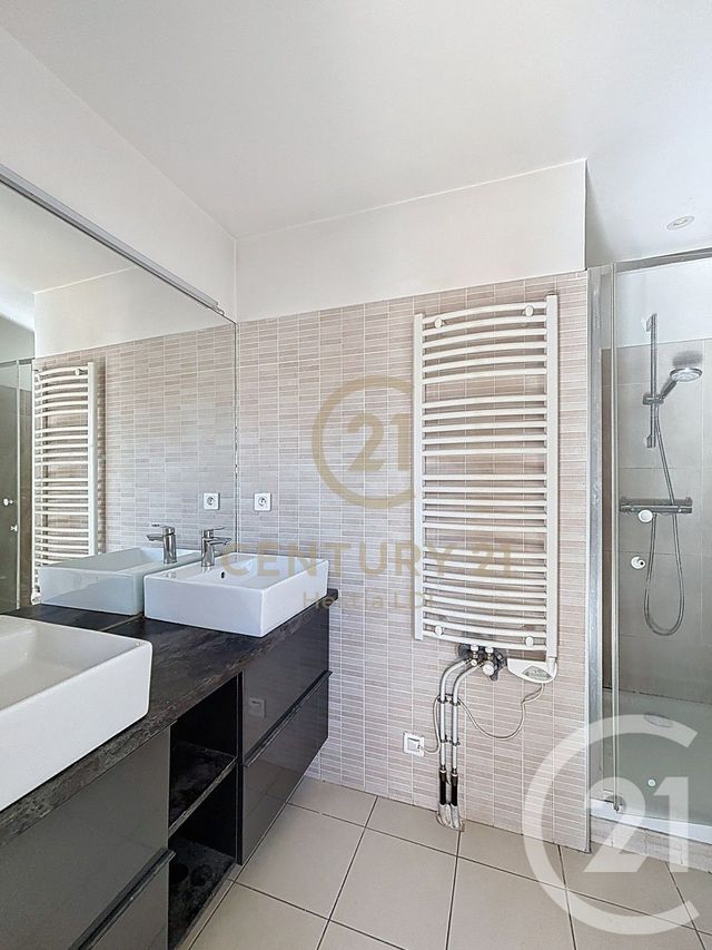 Appartement F3 à vendre - 3 pièces - 55,62 m2 - Lyon - 69008 - RHONE-ALPES