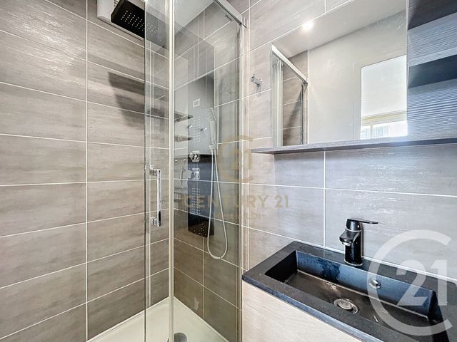 Appartement T5 à vendre - 4 pièces - 92 m2 - Lyon - 69008 - RHONE-ALPES