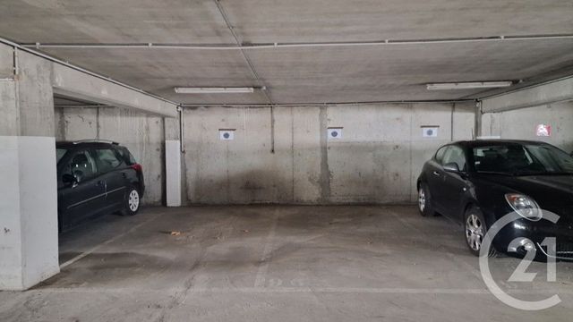 parking - LYON - 69003