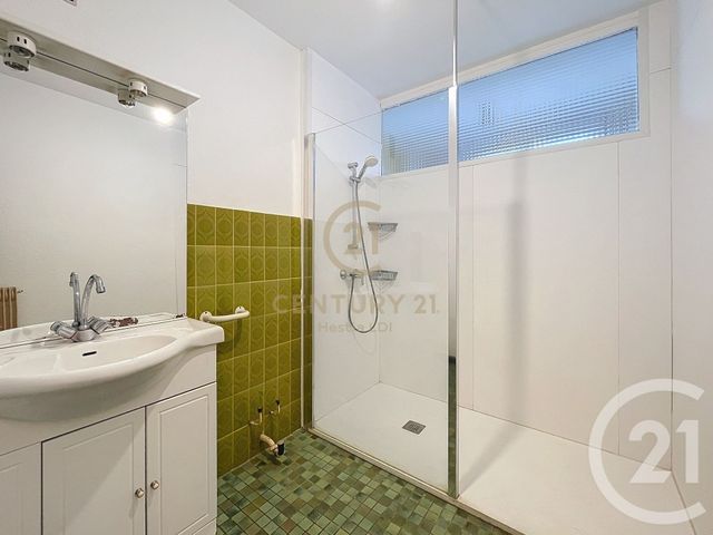 Appartement F5 à vendre - 5 pièces - 119,61 m2 - Villeurbanne - 69 - RHONE-ALPES