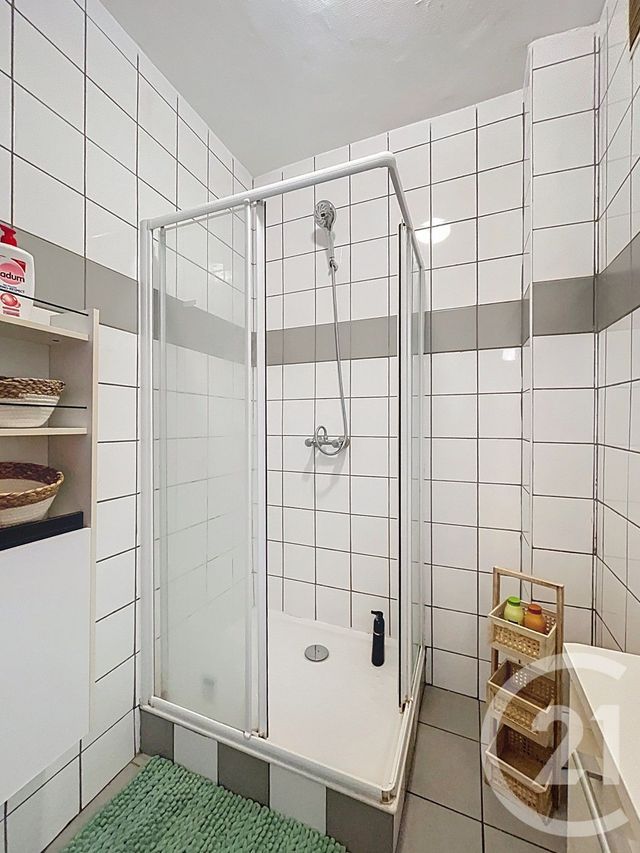 Appartement F2 &agrave; vendre - 2 pi&egrave;ces - 53 m2 - Lyon - 69008 - RHONE-ALPES