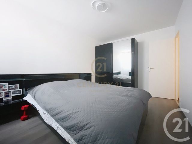 Appartement F3 à vendre - 3 pièces - 77 m2 - Vaulx En Velin - 69 - RHONE-ALPES