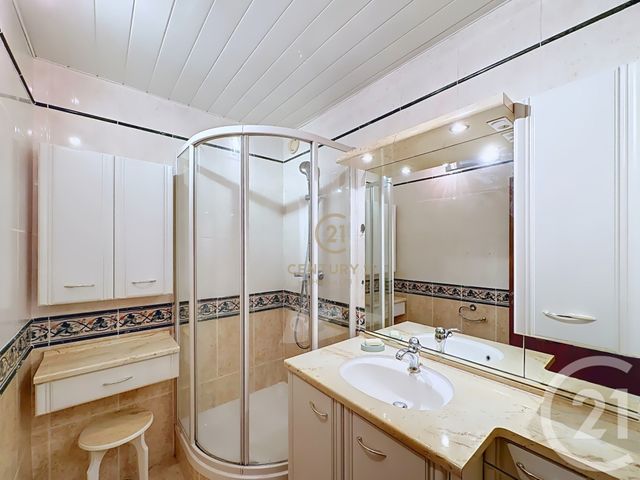Appartement F2 bis &agrave; vendre - 2 pi&egrave;ces - 62,39 m2 - Vaulx En Velin - 69 - RHONE-ALPES