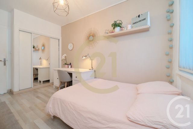 Appartement T4 &agrave; vendre - 4 pi&egrave;ces - 97,81 m2 - Lyon - 69008 - RHONE-ALPES