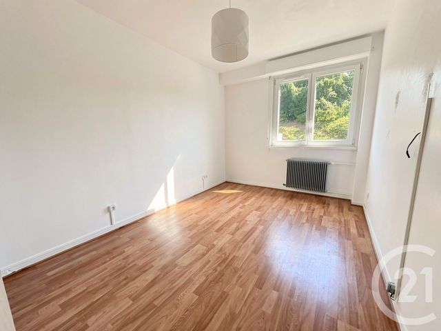 Appartement T3 &agrave; louer - 3 pi&egrave;ces - 72,27 m2 - Bron - 69 - RHONE-ALPES