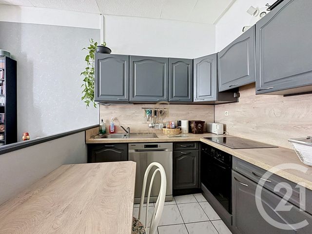 Appartement &agrave; vendre - 2 pi&egrave;ces - 42 m2 - Lyon - 69008 - RHONE-ALPES