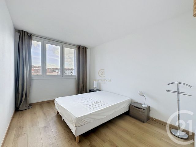 Appartement T3 &agrave; louer - 3 pi&egrave;ces - 68,31 m2 - Venissieux - 69 - RHONE-ALPES