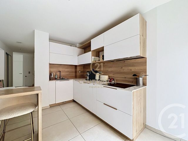 Appartement F4 &agrave; louer - 4 pi&egrave;ces - 90,78 m2 - Lyon - 69008 - RHONE-ALPES