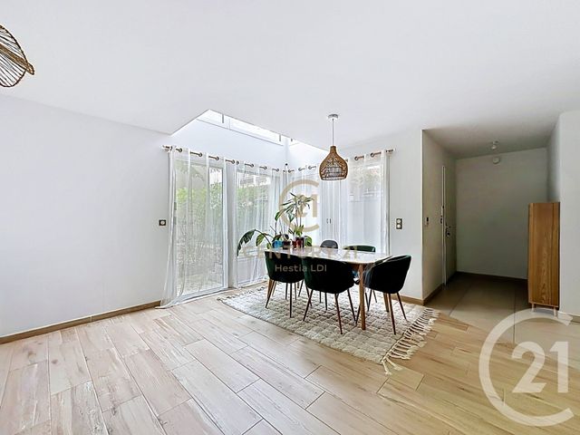 Appartement F4 &agrave; louer - 4 pi&egrave;ces - 90,78 m2 - Lyon - 69008 - RHONE-ALPES