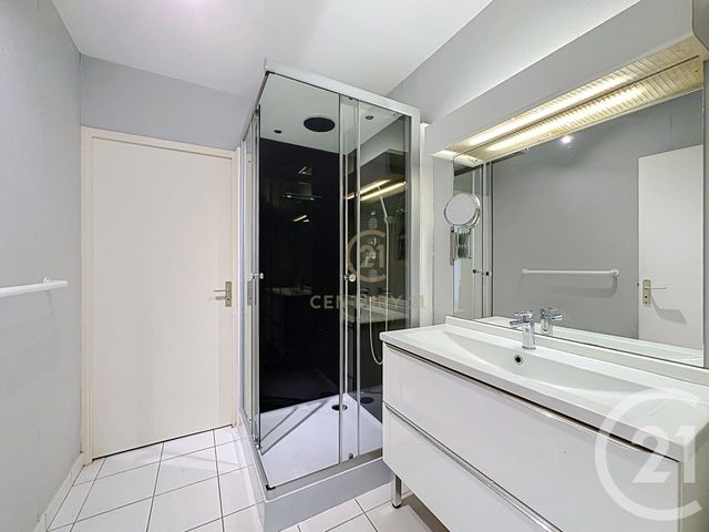 Appartement F2 &agrave; vendre - 2 pi&egrave;ces - 49,04 m2 - Lyon - 69008 - RHONE-ALPES