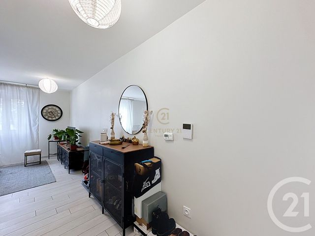 Appartement F2 &agrave; louer - 2 pi&egrave;ces - 42,65 m2 - Venissieux - 69 - RHONE-ALPES