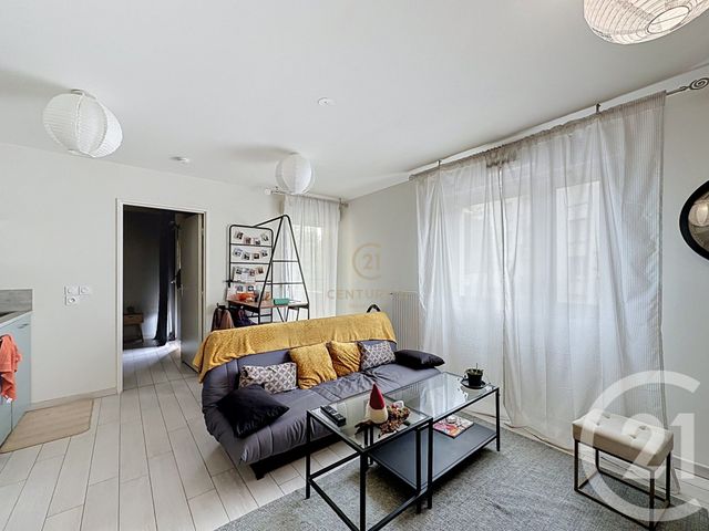 Appartement F2 &agrave; louer - 2 pi&egrave;ces - 42,65 m2 - Venissieux - 69 - RHONE-ALPES