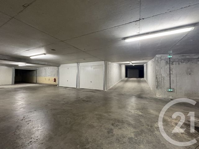 Parking &agrave; vendre - 24 m2 - Lyon - 69009 - RHONE-ALPES