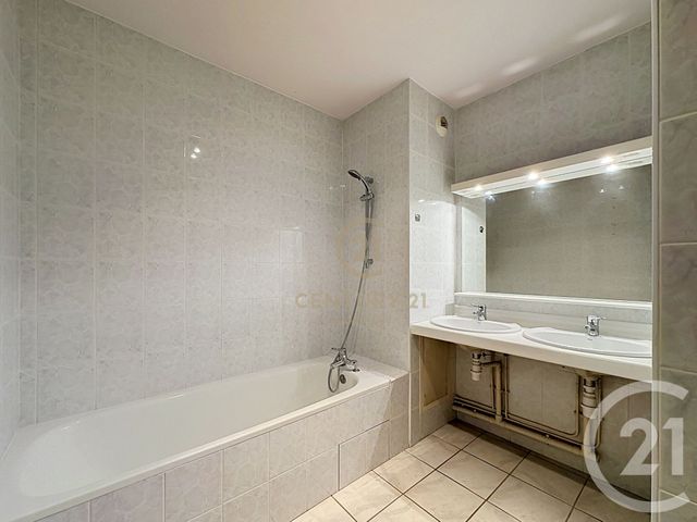 Appartement F4 &agrave; vendre - 4 pi&egrave;ces - 92,63 m2 - Lyon - 69008 - RHONE-ALPES