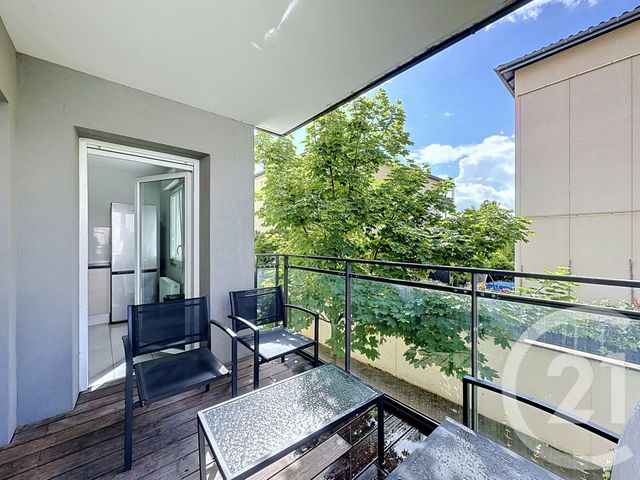 Appartement T3 &agrave; louer - 3 pi&egrave;ces - 65,99 m2 - St Priest - 69 - RHONE-ALPES