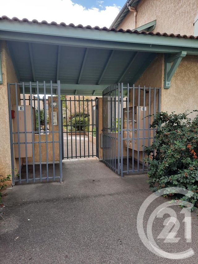 Appartement T3 &agrave; louer - 3 pi&egrave;ces - 69,54 m2 - Lyon - 69008 - RHONE-ALPES