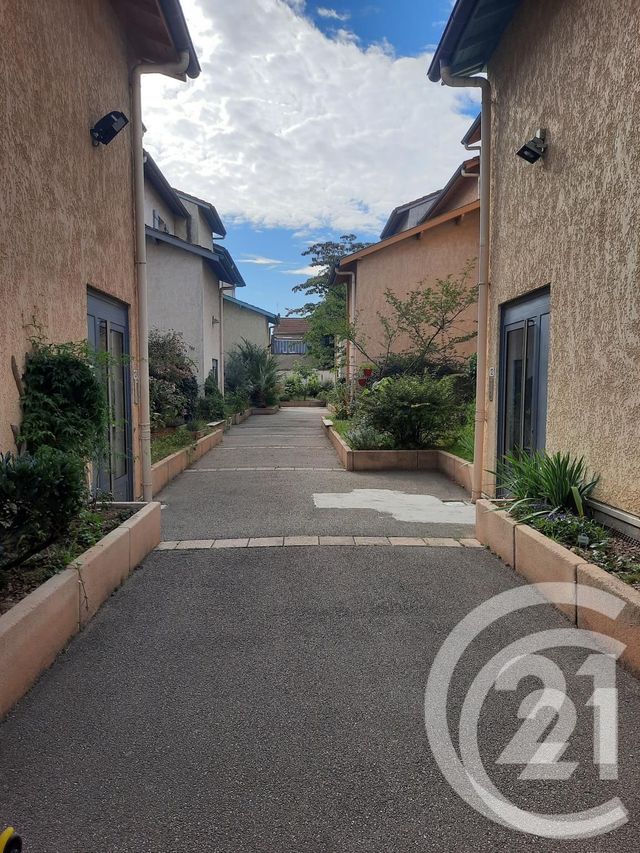 Appartement T3 &agrave; louer - 3 pi&egrave;ces - 69,54 m2 - Lyon - 69008 - RHONE-ALPES