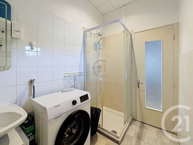 Appartement F2 bis &agrave; louer - 3 pi&egrave;ces - 63,75 m2 - Villeurbanne - 69 - RHONE-ALPES