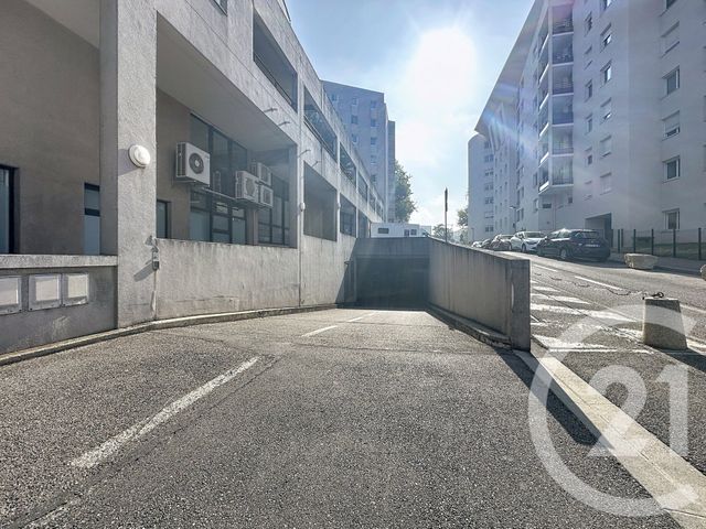 Parking &agrave; vendre - 17 m2 - Lyon - 69008 - RHONE-ALPES