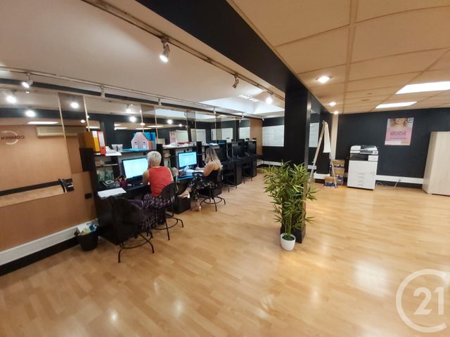 Local commercial à louer - 123.62 m2 - 65 - Hautes-Pyrenees