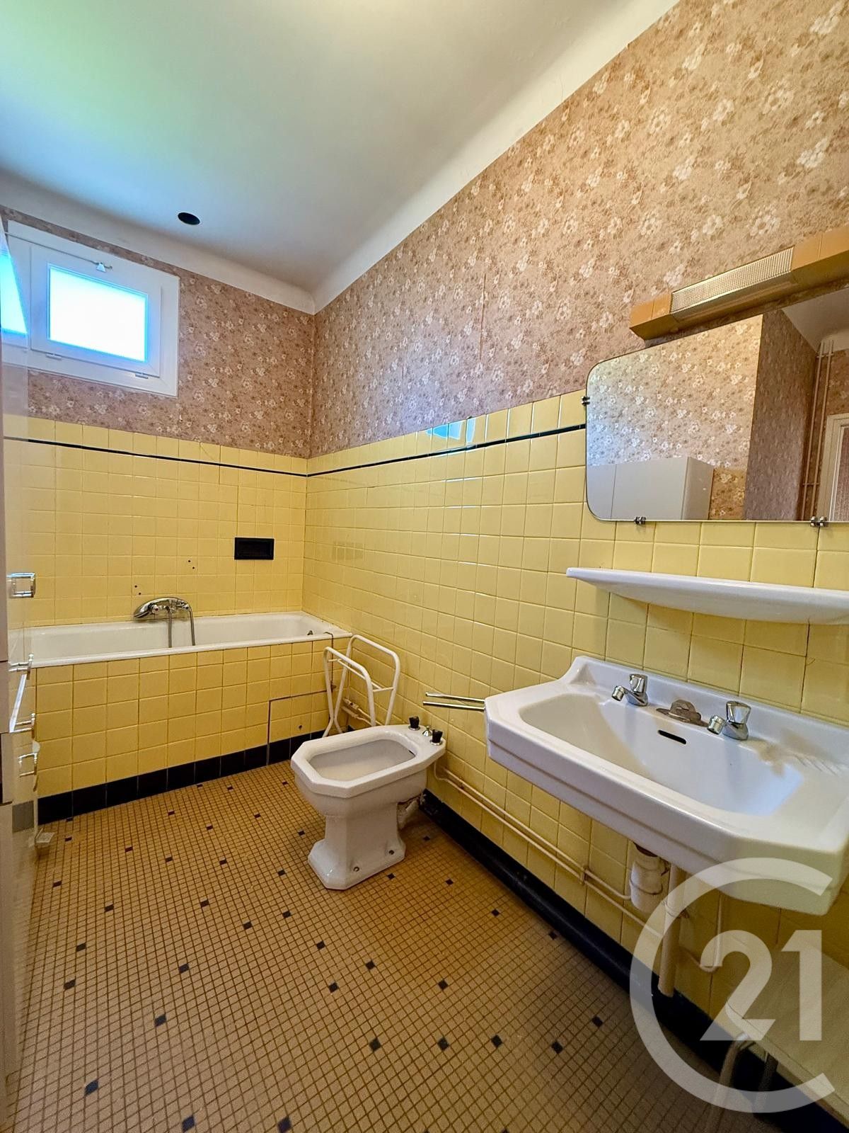 Maison à vendre - 6 pièces - 159,68 m2 - Juillan - 65 - MIDI-PYRENEES — 16
