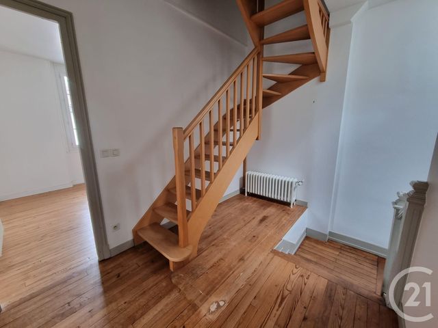 Maison a louer tarbes - 6 pièce(s) - 221 m2 - Surfyn