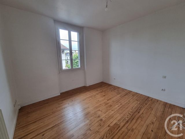 Maison a louer tarbes - 6 pièce(s) - 221 m2 - Surfyn