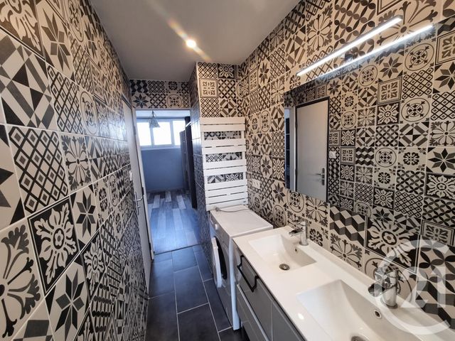 Appartement T3 &agrave; louer - 3 pi&egrave;ces - 64,34 m2 - Tarbes - 65 - MIDI-PYRENEES