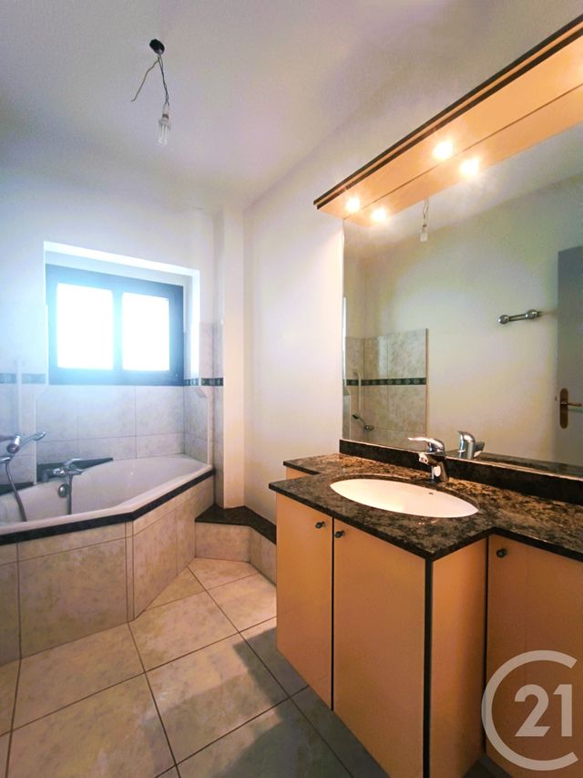 Appartement F3 à vendre - 4 pièces - 77,76 m2 - Tarbes - 65 - MIDI-PYRENEES