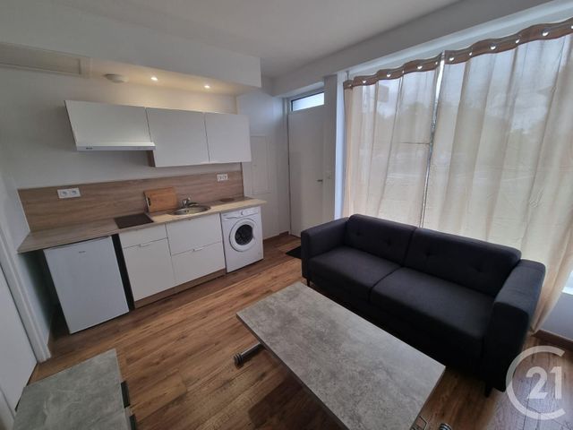 Appartement T2 à louer - 2 pièces - 24,77 m2 - Tarbes - 65 - MIDI-PYRENEES