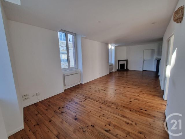Appartement T3 &agrave; louer - 3 pi&egrave;ces - 67,02 m2 - Tarbes - 65 - MIDI-PYRENEES