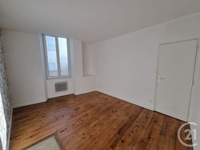 Appartement T3 &agrave; louer - 3 pi&egrave;ces - 67,02 m2 - Tarbes - 65 - MIDI-PYRENEES