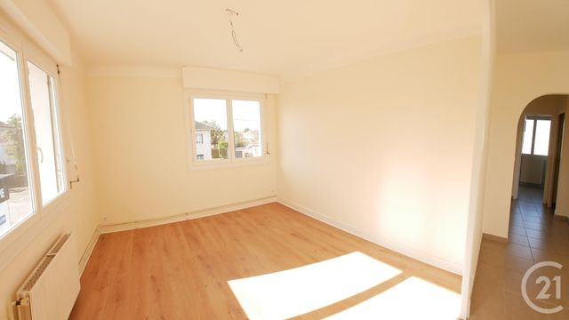 Appartement T3 &agrave; louer - 3 pi&egrave;ces - 82,10 m2 - Tarbes - 65 - MIDI-PYRENEES