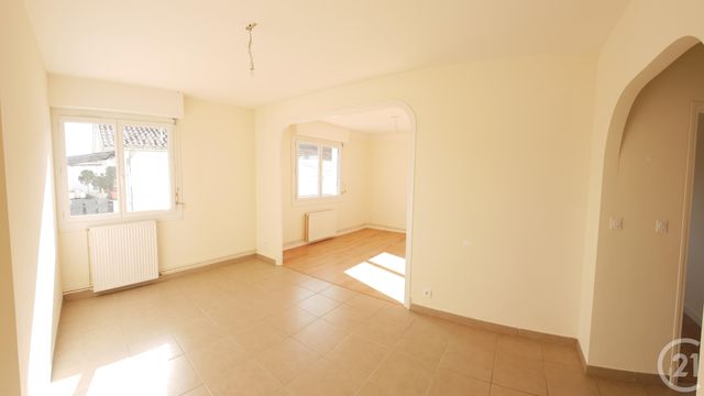 Appartement T3 &agrave; louer - 3 pi&egrave;ces - 82,10 m2 - Tarbes - 65 - MIDI-PYRENEES