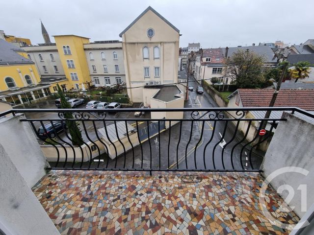 Appartement T3 &agrave; louer - 3 pi&egrave;ces - 56,59 m2 - Tarbes - 65 - MIDI-PYRENEES