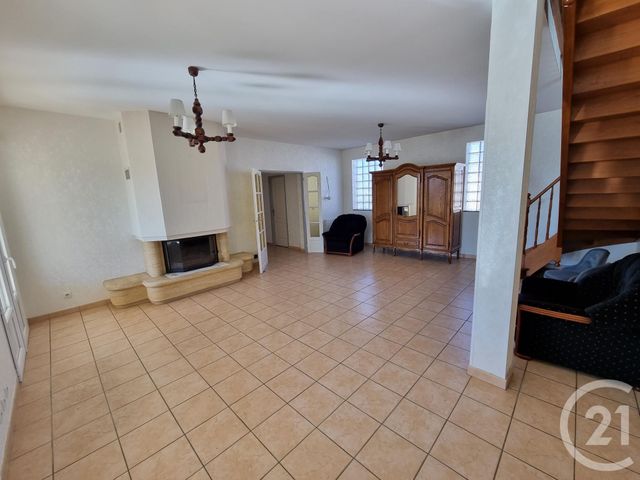 Maison &agrave; louer - 5 pi&egrave;ces - 136,08 m2 - Laloubere - 65 - MIDI-PYRENEES