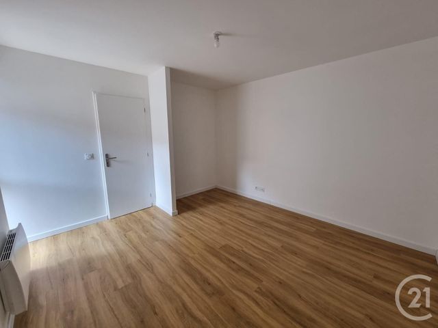 Appartement T3 &agrave; louer - 3 pi&egrave;ces - 57,88 m2 - Tarbes - 65 - MIDI-PYRENEES
