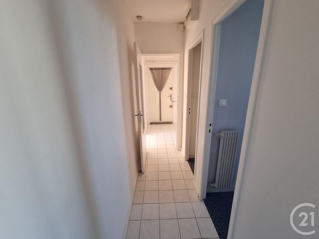 Appartement T3 &agrave; louer - 3 pi&egrave;ces - 54,19 m2 - Tarbes - 65 - MIDI-PYRENEES