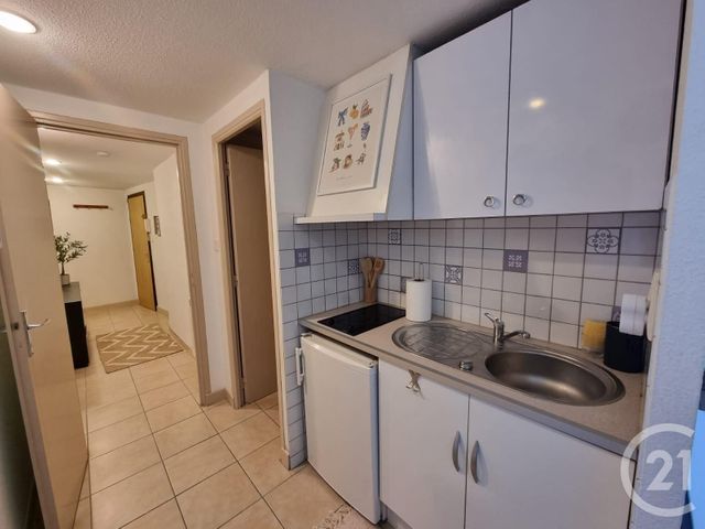 Appartement Studio &agrave; louer - 1 pi&egrave;ce - 27,61 m2 - Tarbes - 65 - MIDI-PYRENEES