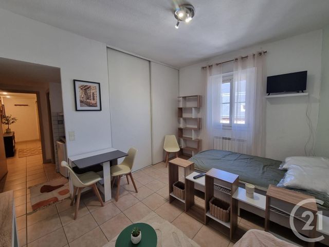 Appartement Studio &agrave; louer - 1 pi&egrave;ce - 27,61 m2 - Tarbes - 65 - MIDI-PYRENEES